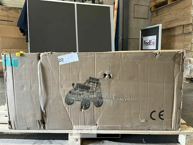 R/c ride on jeep - white - afbeelding 3 van  4