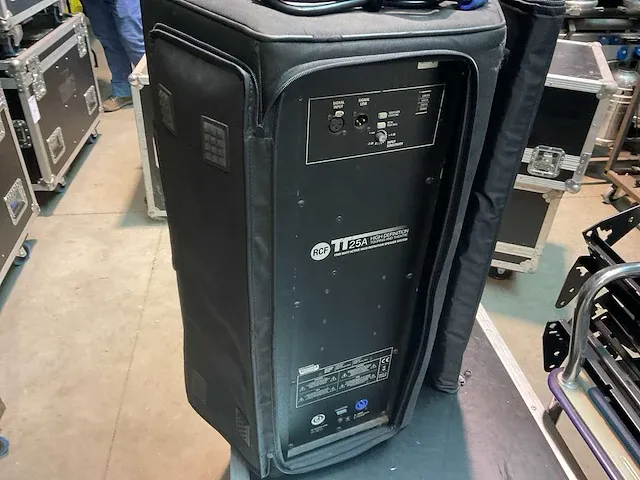 Rcf tt+25a active speaker - afbeelding 5 van  7