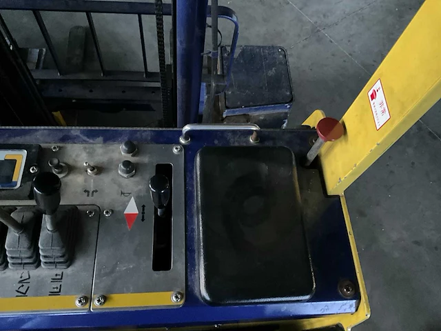 Reach truck komatsu fb15 a-10 - afbeelding 9 van  21