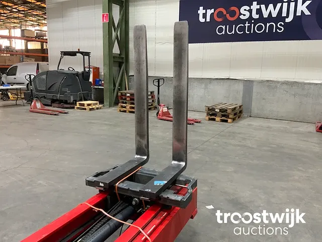 Reach truck - afbeelding 4 van  13