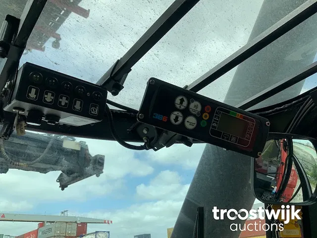 Reachstacker - afbeelding 11 van  32