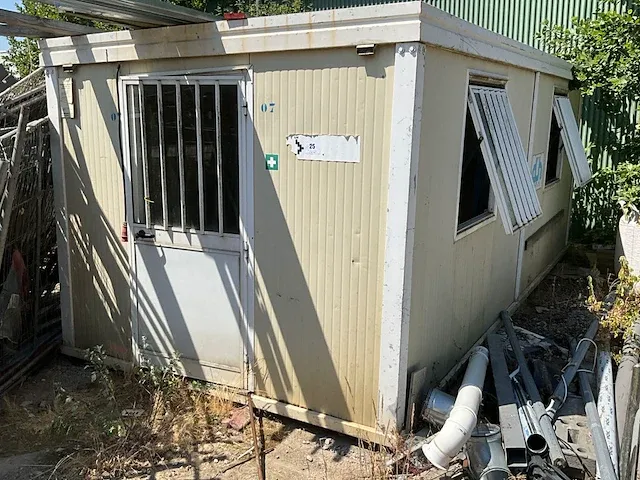 Real werfcontainer - afbeelding 1 van  5