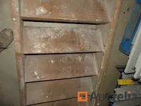 Rechte houten trap en zonder tegenstap - afbeelding 2 van  5