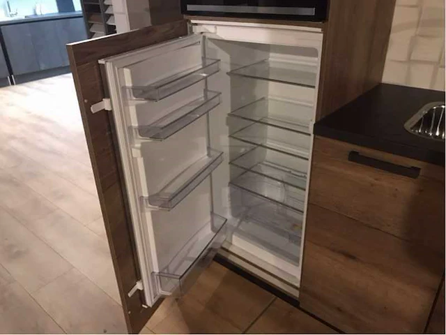 Rechte keuken nobilia - afbeelding 5 van  26