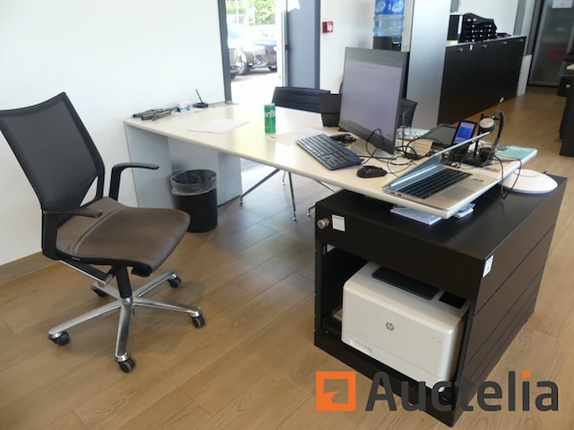 Rechter bureau - afbeelding 2 van  6