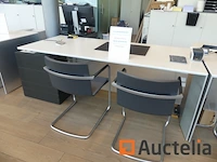 Rechter hoekbureau - afbeelding 3 van  5