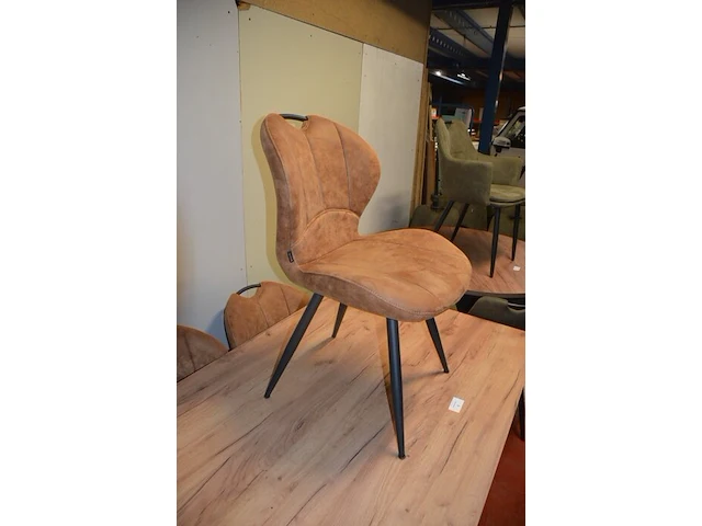Rechthoekige bruine fineerhouten tafel 100x220cm , 6 moderne kuipstoelen bruin stoffen zit en rug (9,14) - afbeelding 8 van  9