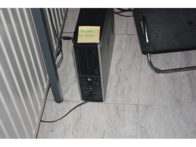 Rechthoekige schrijftafel 80x160 cm, centrale eenheid hp compaq core i5, monitor dell (18,27,28) - afbeelding 3 van  6