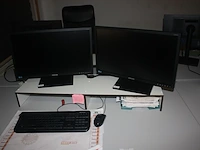 Rechthoekige schrijftafel 80x160 cm, rolbureelstoel met zwarte stoffen zit en rug, centrale eenheid dell optiplex 3020 core i3, 2 monitors samsung s24e650 (18,20,36,39) - afbeelding 2 van  6