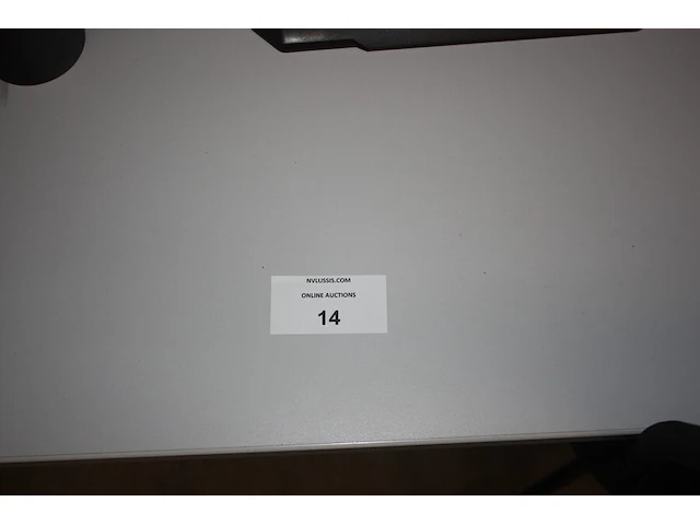 Rechthoekige schrijftafel 80x160 cm, rolbureelstoel met zwarte stoffen zit en rug, centrale eenheid hp compaq amd, monitor samsung s24e650 (18,20,38,43) - afbeelding 5 van  5