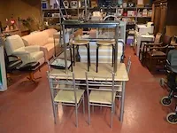 Rechthoekige tafel met 4 stoelen, keukentafel chroom onderstel met 1 stoel, 2 krukjes - afbeelding 1 van  7