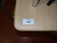 Rechthoekige tafel met 4 stoelen, keukentafel chroom onderstel met 1 stoel, 2 krukjes - afbeelding 2 van  7