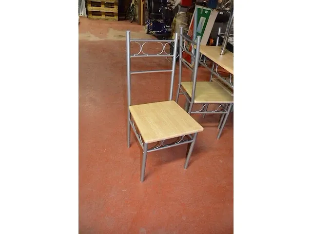 Rechthoekige tafel met 4 stoelen, keukentafel chroom onderstel met 1 stoel, 2 krukjes - afbeelding 7 van  7