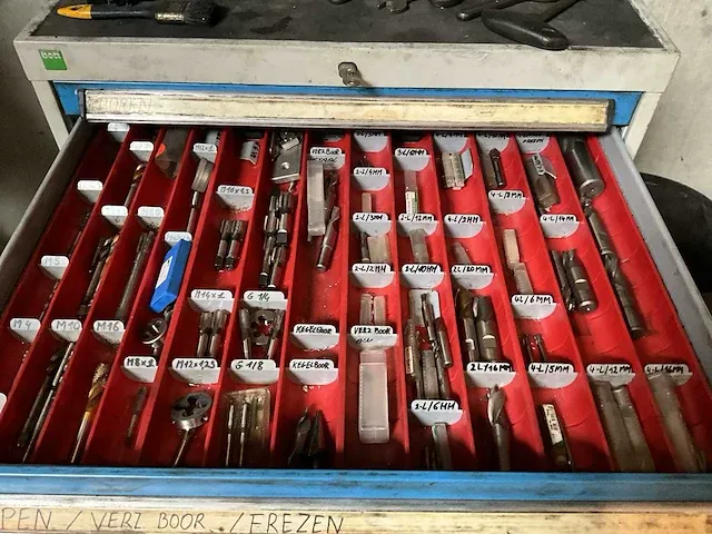 Reckermann freesmachine dubbele spindel (metaalbewerking) - 1977 - afbeelding 6 van  19