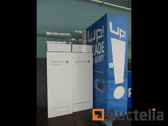 Reclame en tentoonstellingsmaterialen volkswagen - afbeelding 1 van  10