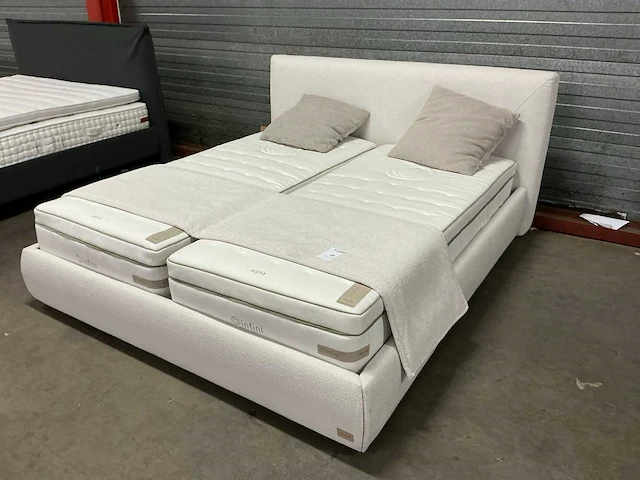 Recor bedding 2-persoonsbed 180x200 - afbeelding 1 van  9