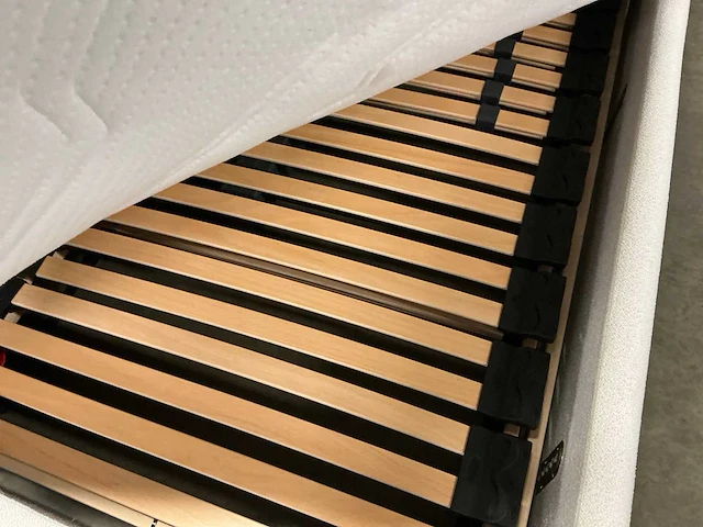 Recor bedding 2-persoonsbed 180x200 - afbeelding 8 van  9