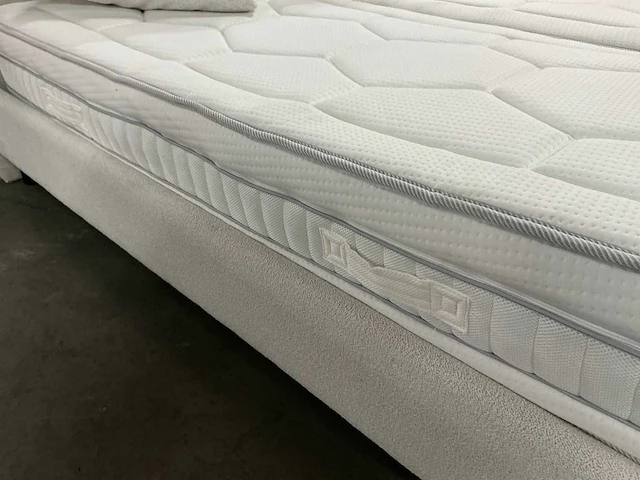 Recor bedding 2-persoonsbed 180x200 - afbeelding 6 van  9