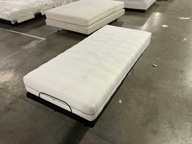 Recor bedding elektrisch 1-persoonsbed 90x200 - afbeelding 1 van  9