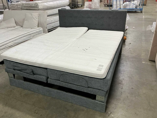 Recor bedding elektrische boxspring 180x200 - afbeelding 1 van  13