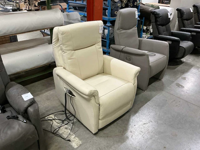 Recor elektrische relaxfauteuil - afbeelding 3 van  6