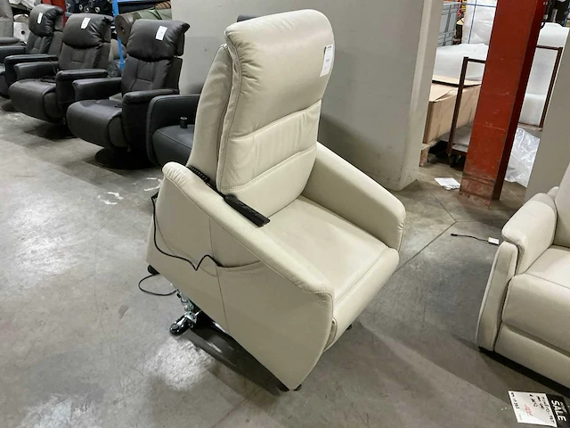 Recor elektrische relaxfauteuil - afbeelding 5 van  9