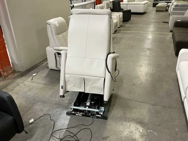 Recor elektrische relaxfauteuil - afbeelding 7 van  9