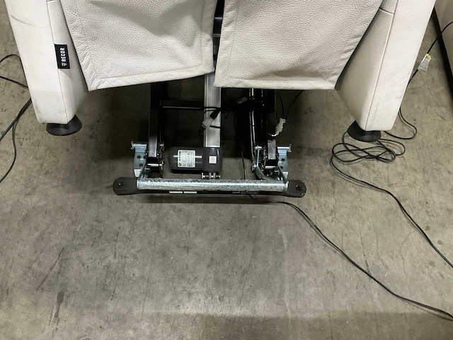 Recor elektrische relaxfauteuil - afbeelding 7 van  8