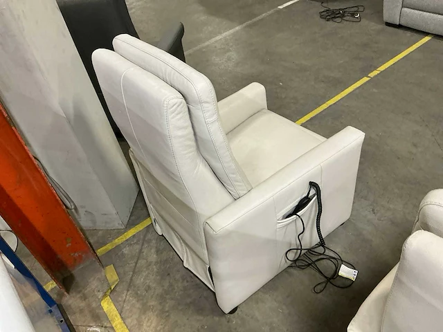 Recor elektrische relaxfauteuil - afbeelding 4 van  8