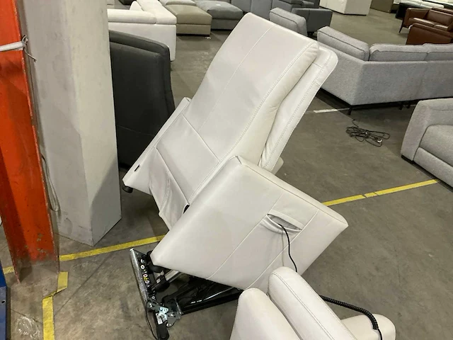 Recor elektrische relaxfauteuil - afbeelding 6 van  8