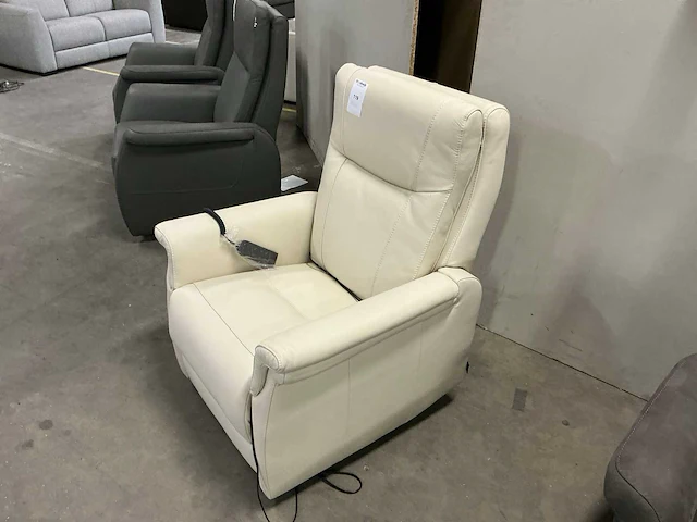 Recor elektrische relaxfauteuil - afbeelding 3 van  6