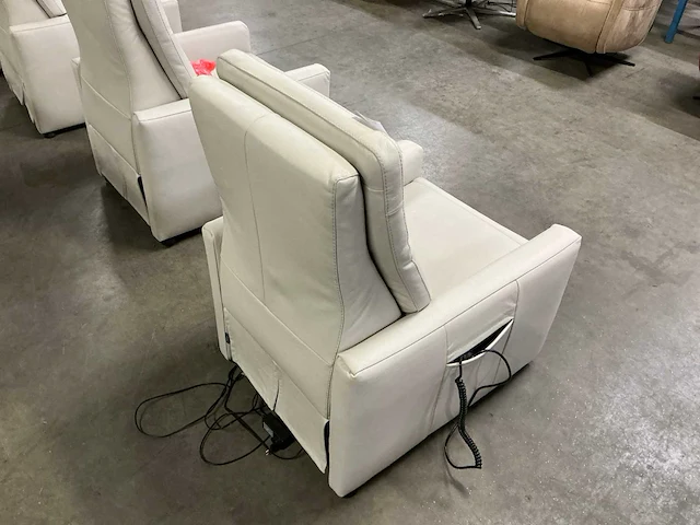 Recor elektrische relaxfauteuil - afbeelding 5 van  11