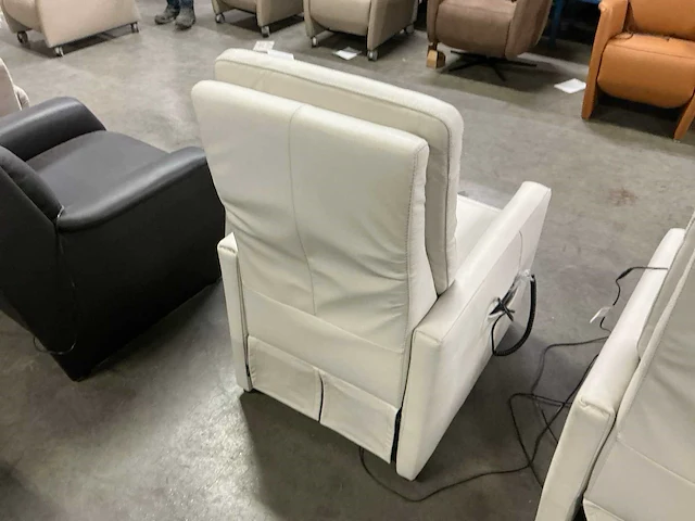 Recor elektrische relaxfauteuil - afbeelding 4 van  9