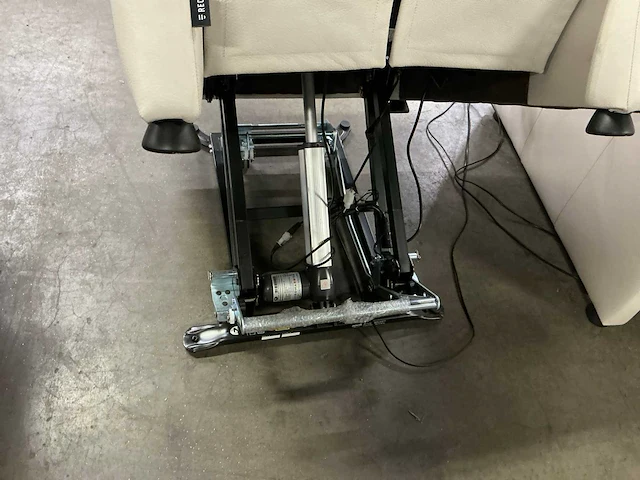 Recor elektrische relaxfauteuil - afbeelding 8 van  9