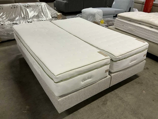 Recorbedding boxspring - afbeelding 1 van  4