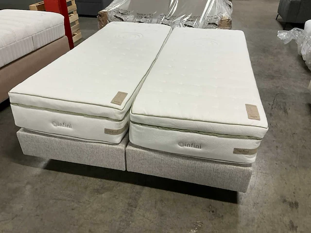 Recorbedding boxspring - afbeelding 2 van  4