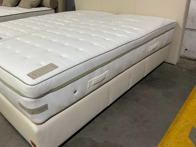 Recorbedding boxspring - afbeelding 4 van  5