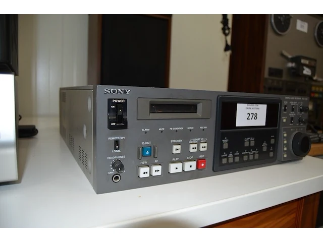 Recorder sony pcm-7030 - afbeelding 4 van  9