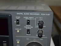 Recorder sony pcm-7030 - afbeelding 9 van  9