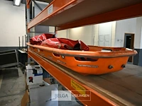 Reddingsbak en 2 draagbedden - afbeelding 2 van  2