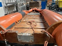 Reddingsboot en trailer - afbeelding 3 van  8