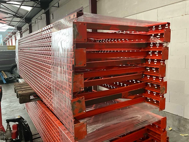 Redirack type m gedemonteerde staanders palletstelling (10x) - afbeelding 2 van  4