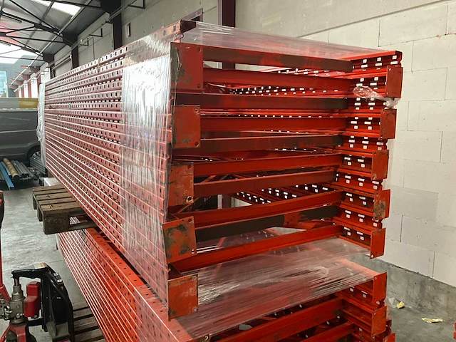 Redirack type m gedemonteerde staanders palletstelling (10x) - afbeelding 3 van  4