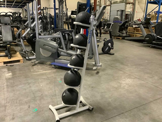 Reebok medicine ball 5x met rek krachtstation - afbeelding 2 van  2