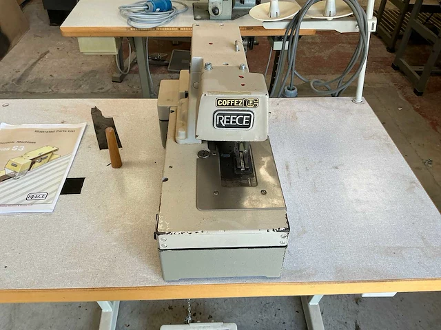 Reece coffez knoopgatmachine - afbeelding 4 van  10