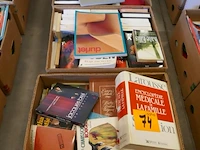 Reeks boeken fictie - afbeelding 1 van  4