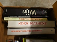 Reeks diverse vintage boeken - afbeelding 6 van  6