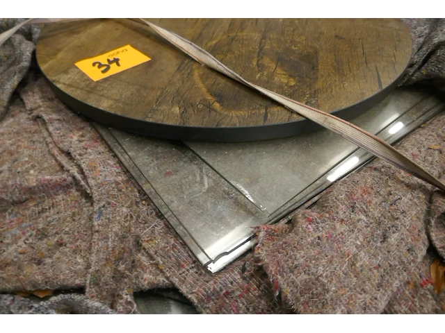 Reeks glaplaten voor tafels - afbeelding 2 van  3