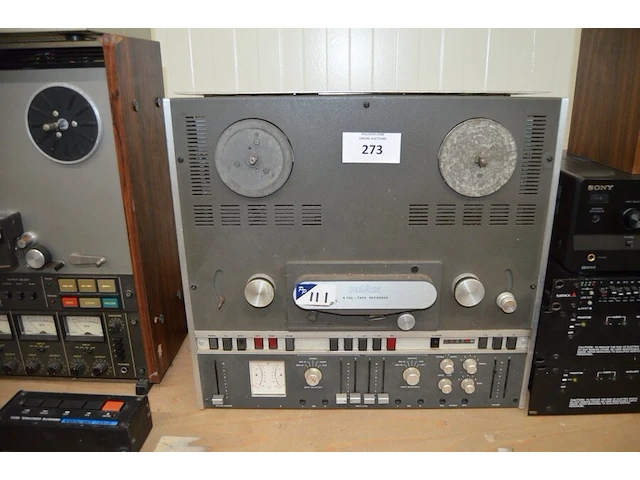 Reel to reel revox a700 - afbeelding 1 van  8