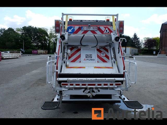 Ref: 1 - fuso canter vuilniswagen - afbeelding 30 van  33